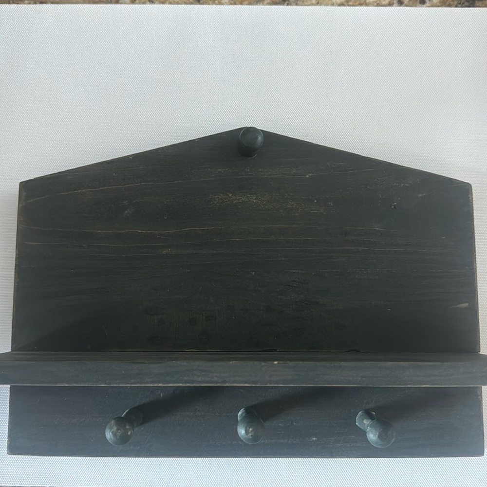 Wooden Jewelry Rack / Holder with Wooden Pegs @ Shelf